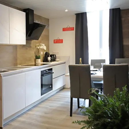 L'Atelier 57 - Votre Meuble Authentique ! Apartment Arbois Exterior photo