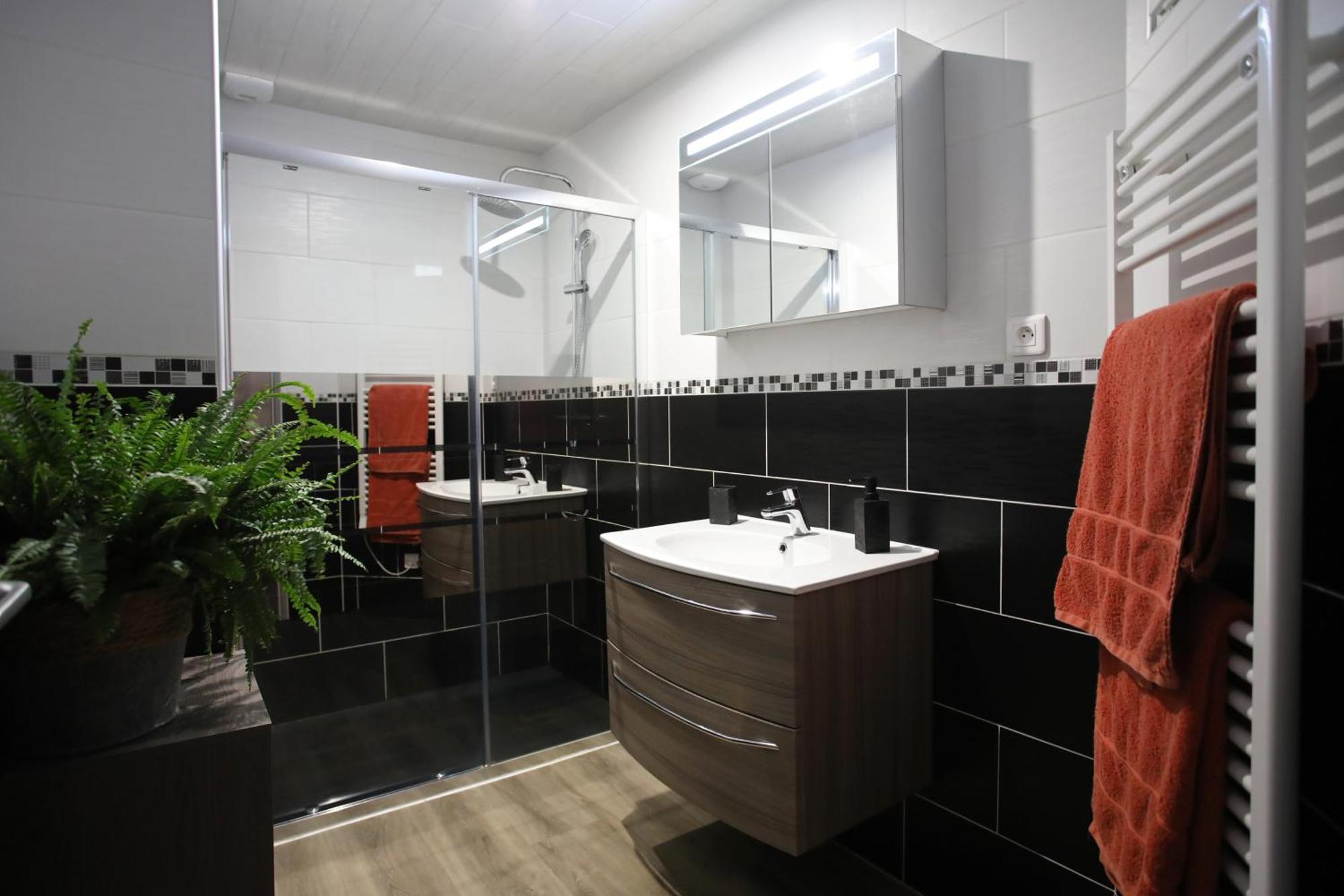 Appartement L'atelier 57 - Votre Meublé Authentique ! *