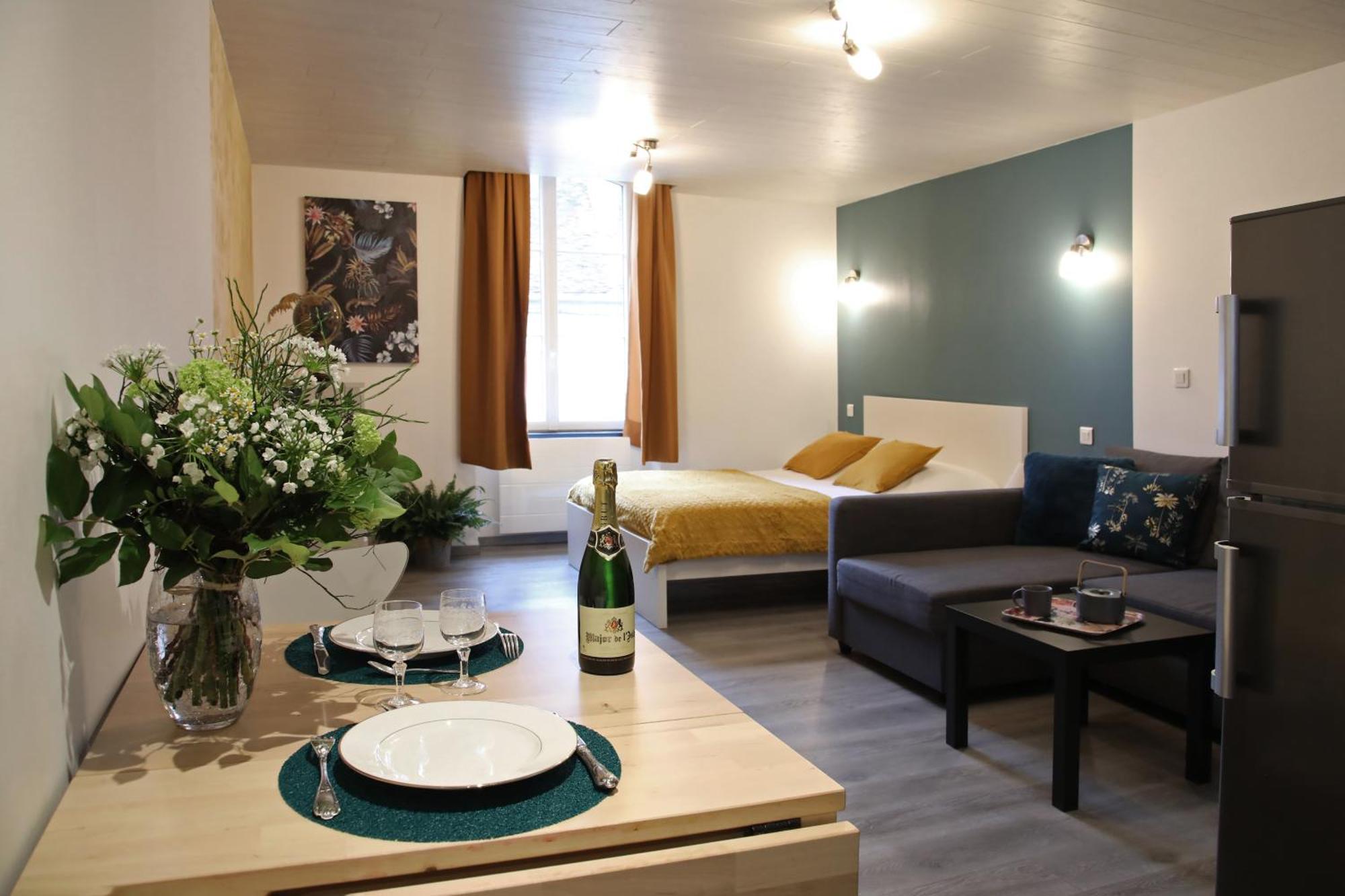 L'atelier 57 - Votre Meuble Authentique ! Apartment